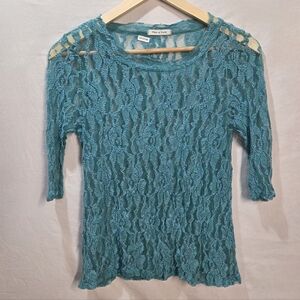 Tea N Rose Teal Coquette Floral Lace Top - 3/4 Sleeve Boho Chic Sheer Layering